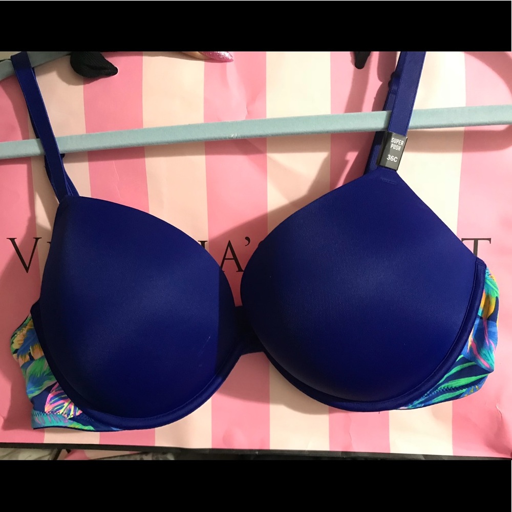 PINK VICTORIA’s Secret Bra 36C